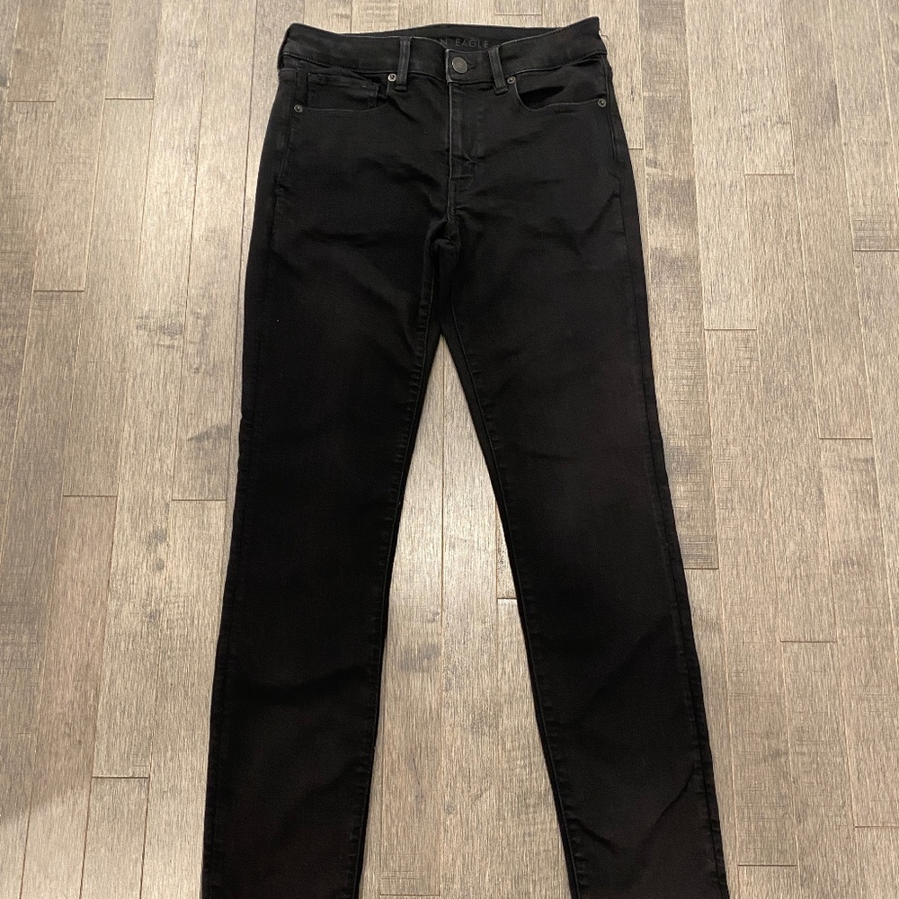 NWOT American Eagle Hi-Rise Skinny Jeans